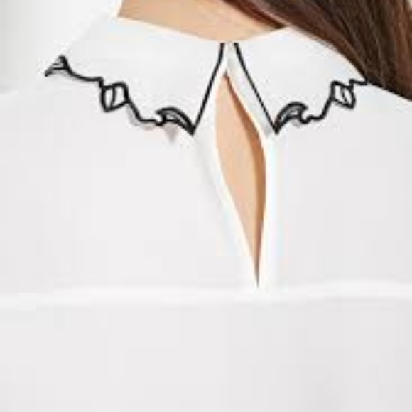 CONTEMPORARY ROSE-COLLAR BLOUSE - Picture 3 of 5
